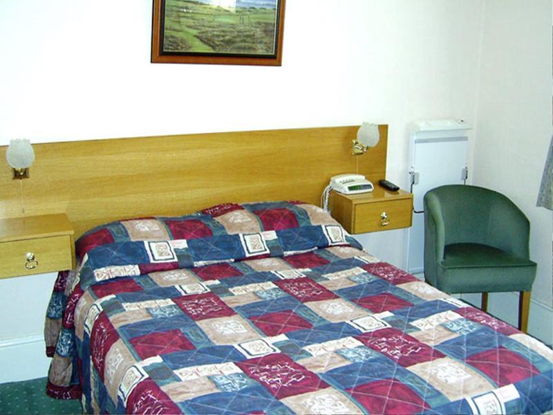 The Abbey House Hotel 3*