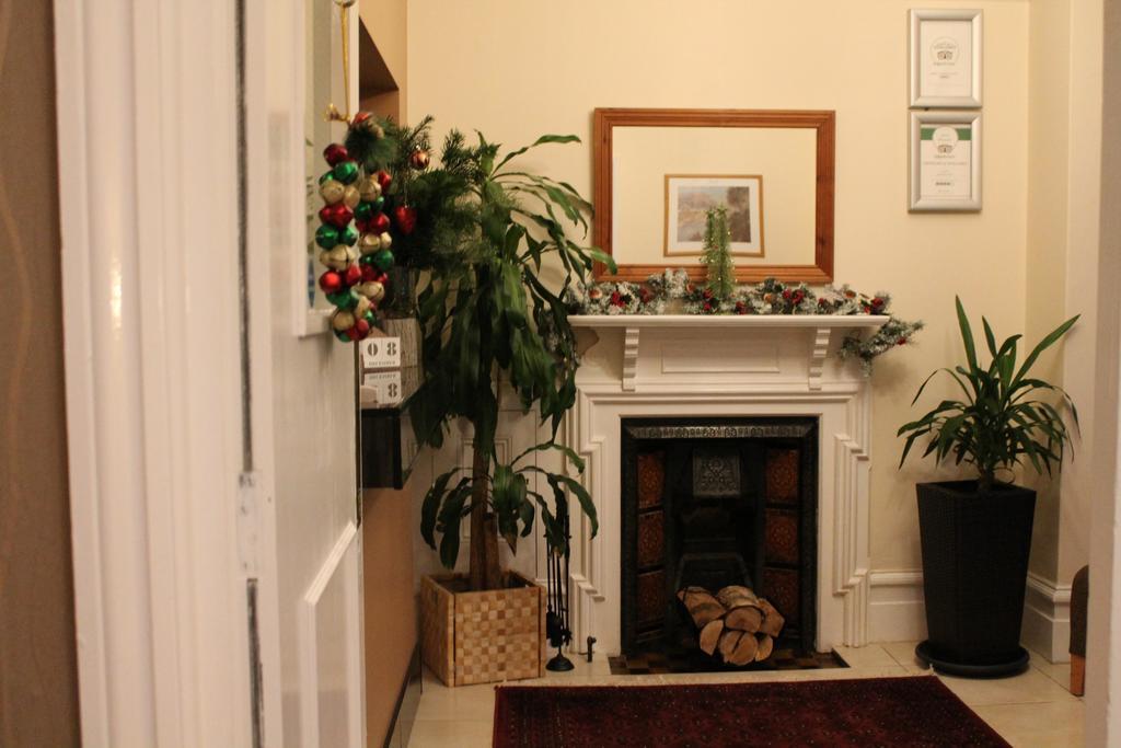 The Abbey House 3* Reading