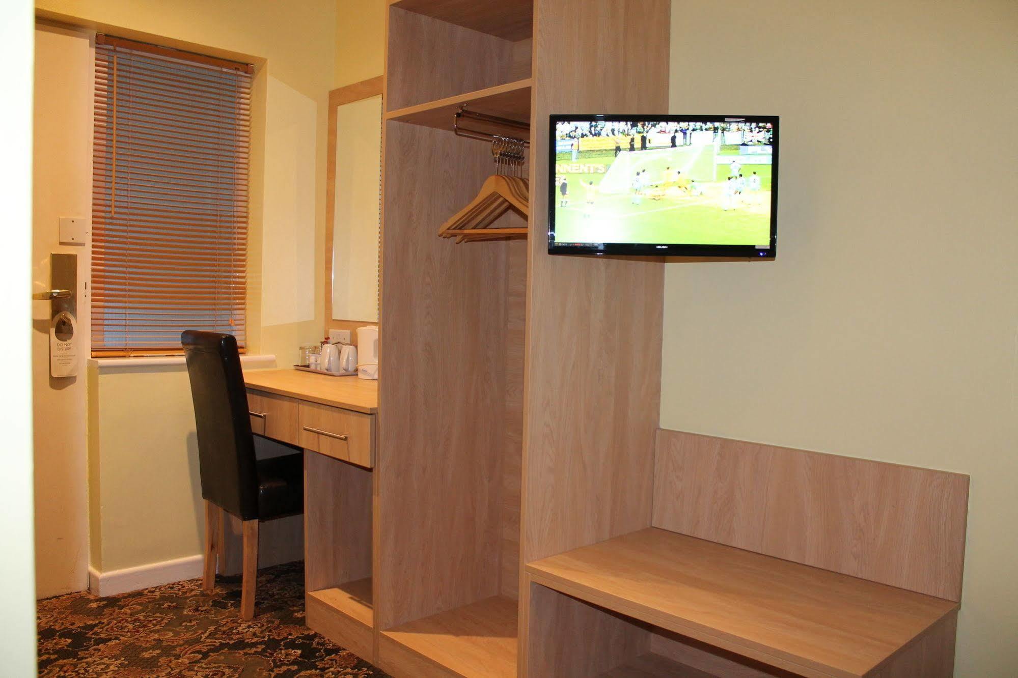 The Abbey House 3* Reading